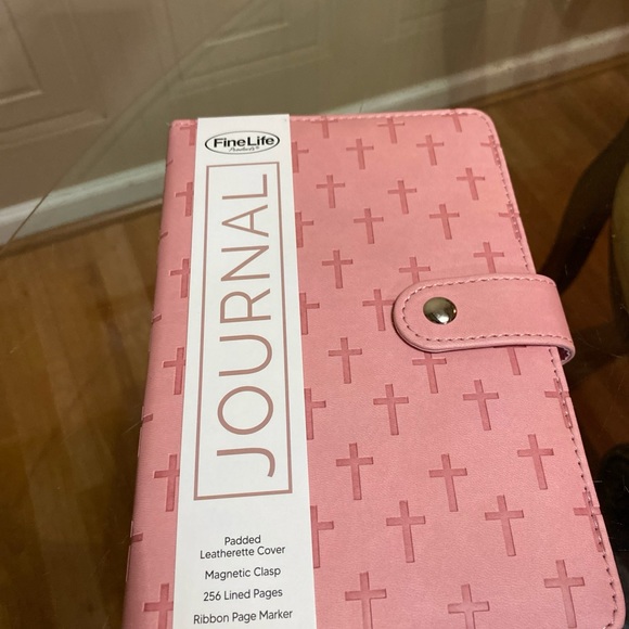 - Brand New Fine Line Leather journal - Picture 5 of 7